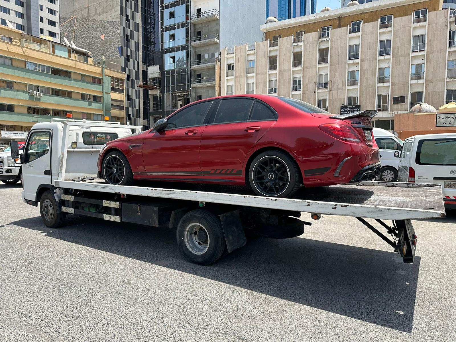 ونش سطحة الكويت خدمة سحب السيارات المعطلة 24 ساعة جميع المناطق