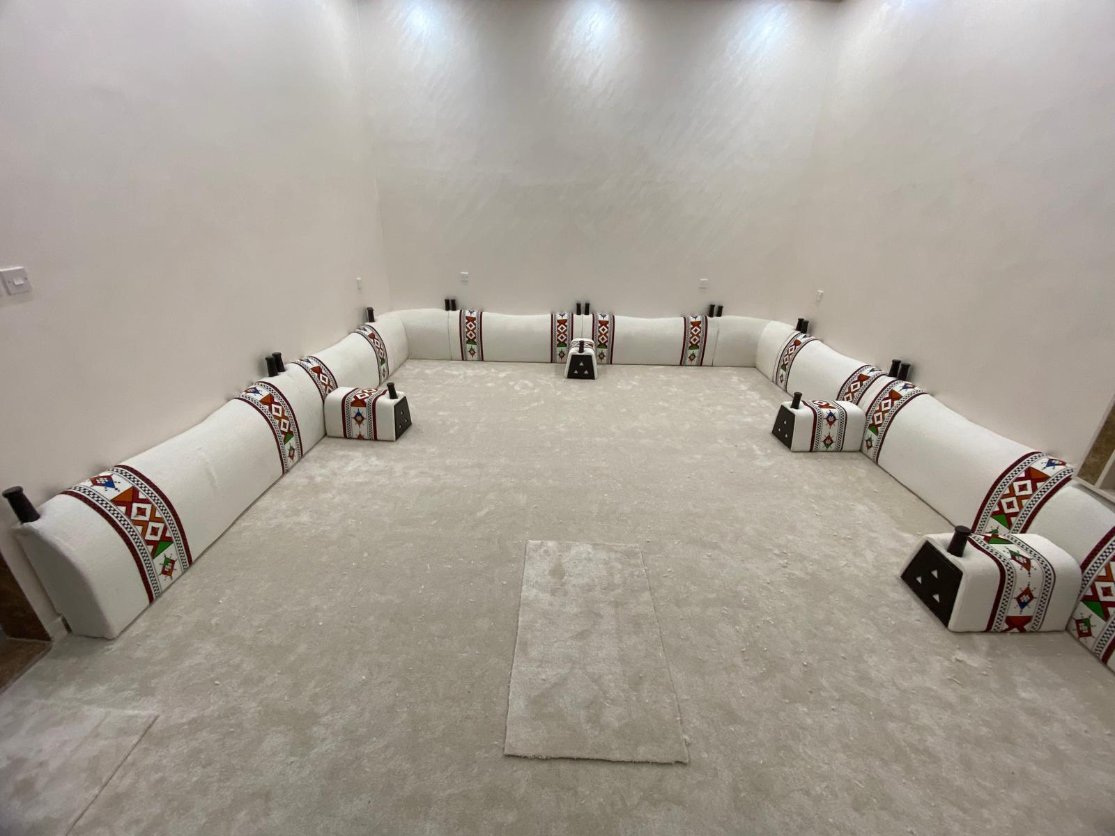 شركة قصر روفان لتنجيد وتفصيل جميع الموديلات